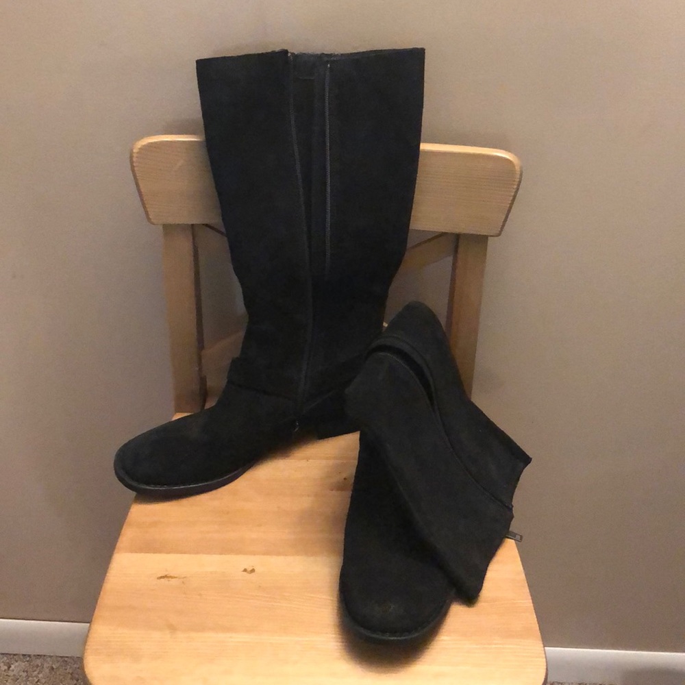 Born leather boots